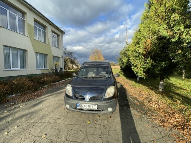 Рено Кенгу 2003 в Остоге на Automoto.ua Синий Рено Кенгу, объемом двигателя 1.5 л и пробегом 270 тыс. км за 2999 $, фото 1 на Automoto.ua