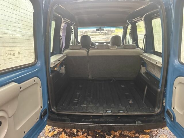 Синий Рено Кенгу, объемом двигателя 1.6 л и пробегом 200 тыс. км за 4900 $, фото 15 на Automoto.ua