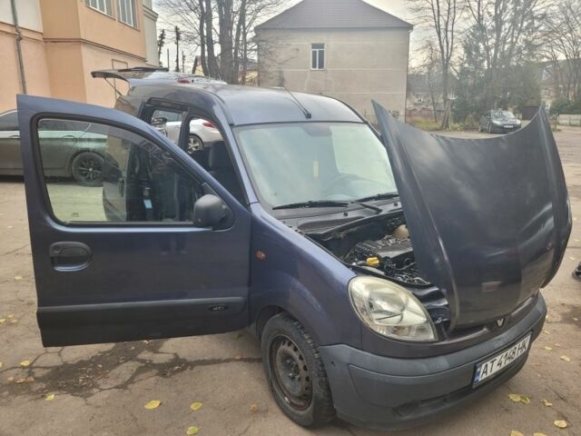 Синий Рено Кенгу, объемом двигателя 1.5 л и пробегом 325 тыс. км за 3200 $, фото 10 на Automoto.ua