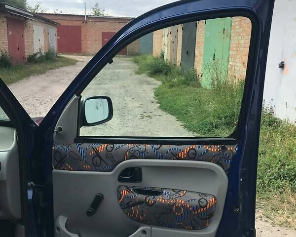 Синий Рено Кенгу, объемом двигателя 1.4 л и пробегом 95 тыс. км за 4700 $, фото 17 на Automoto.ua