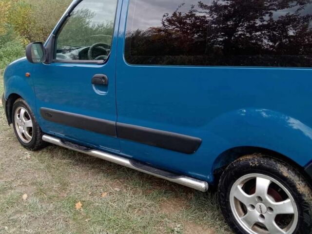 Рено Кенгу 2004 в Вижнице на Automoto.ua Синий Рено Кенгу, объемом двигателя 1.5 л и пробегом 300 тыс. км за 3750 $, фото 4 на Automoto.ua