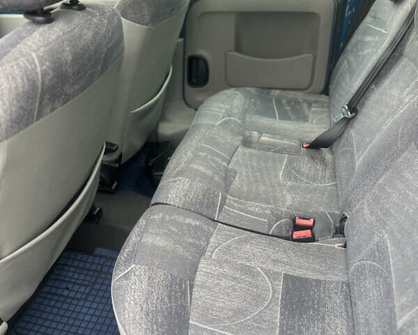 Синий Рено Кенгу, объемом двигателя 1.6 л и пробегом 144 тыс. км за 5800 $, фото 13 на Automoto.ua