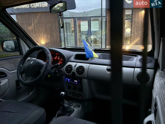 Синий Рено Кенгу, объемом двигателя 1.46 л и пробегом 290 тыс. км за 3899 $, фото 17 на Automoto.ua