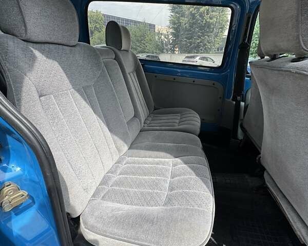 Синий Рено Кенгу, объемом двигателя 1.5 л и пробегом 210 тыс. км за 4200 $, фото 21 на Automoto.ua