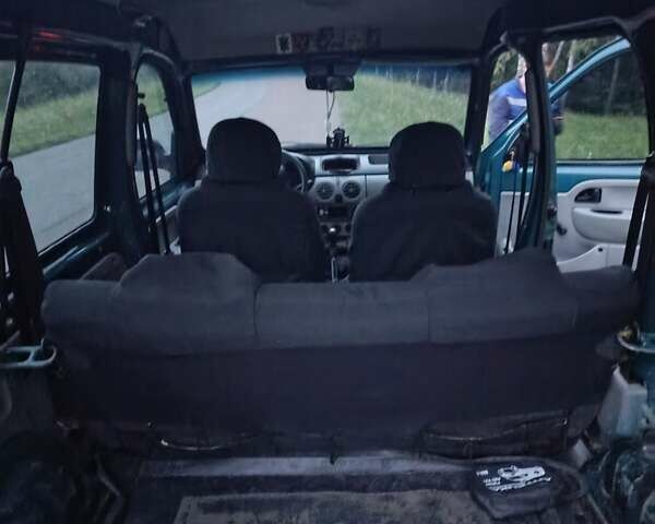 Синий Рено Кенгу, объемом двигателя 1.4 л и пробегом 243 тыс. км за 3700 $, фото 4 на Automoto.ua