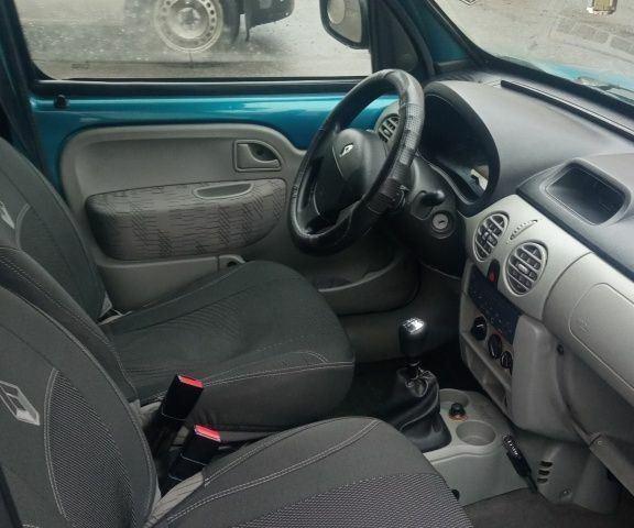 Синий Рено Кенгу, объемом двигателя 1.4 л и пробегом 630 тыс. км за 2700 $, фото 10 на Automoto.ua