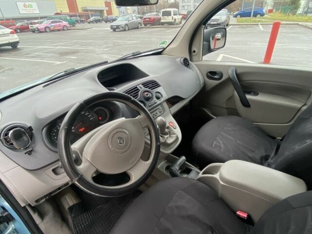 Синий Рено Кенгу, объемом двигателя 1.6 л и пробегом 250 тыс. км за 7199 $, фото 5 на Automoto.ua