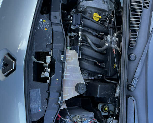 Синий Рено Кенгу, объемом двигателя 1.6 л и пробегом 187 тыс. км за 6900 $, фото 14 на Automoto.ua