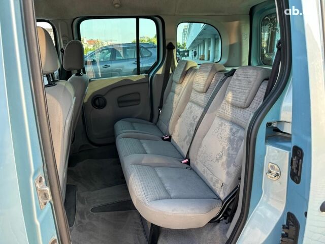 Синий Рено Кенгу, объемом двигателя 1.5 л и пробегом 235 тыс. км за 7990 $, фото 14 на Automoto.ua