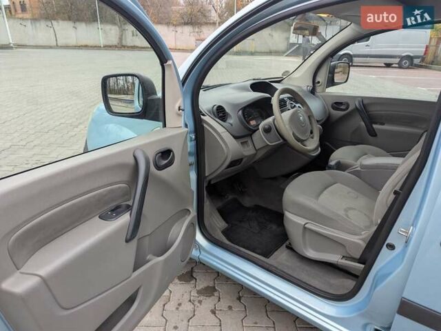 Синій Рено Кєнгу, об'ємом двигуна 1.6 л та пробігом 207 тис. км за 7400 $, фото 12 на Automoto.ua
