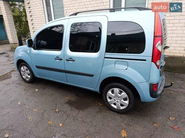 Синий Рено Кенгу, объемом двигателя 1.46 л и пробегом 320 тыс. км за 7000 $, фото 8 на Automoto.ua