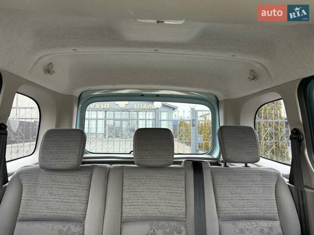 Синий Рено Кенгу, объемом двигателя 1.6 л и пробегом 124 тыс. км за 8200 $, фото 33 на Automoto.ua