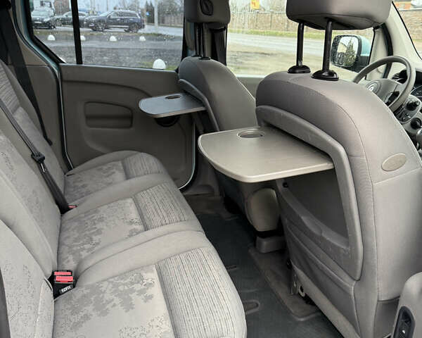 Синий Рено Кенгу, объемом двигателя 1.6 л и пробегом 124 тыс. км за 8200 $, фото 22 на Automoto.ua