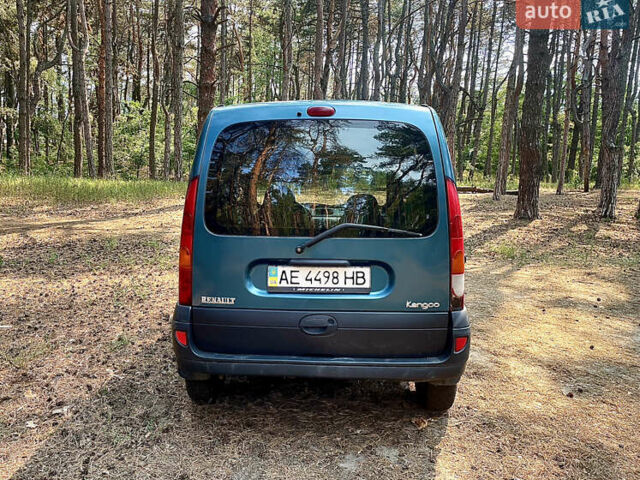 Синий Рено Кенгу, объемом двигателя 1.4 л и пробегом 271 тыс. км за 4100 $, фото 4 на Automoto.ua