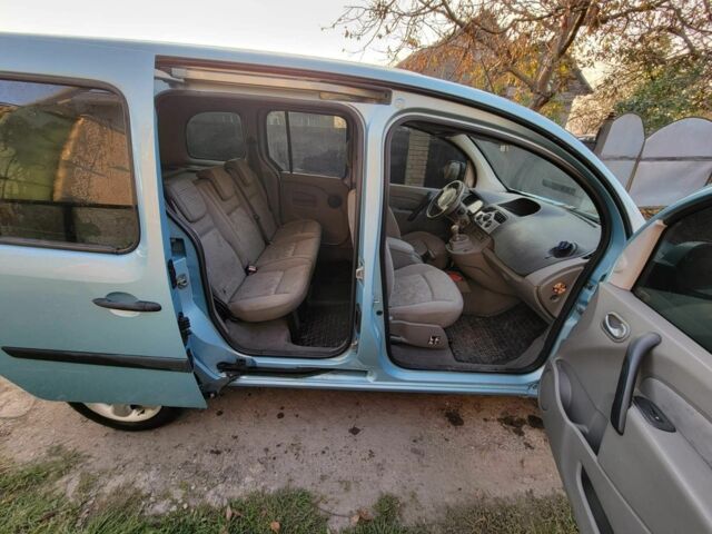 Рено Кенгу 2008 в Новоселица на Automoto.ua Синий Рено Кенгу, объемом двигателя 1.5 л и пробегом 240 тыс. км за 4500 $, фото 7 на Automoto.ua