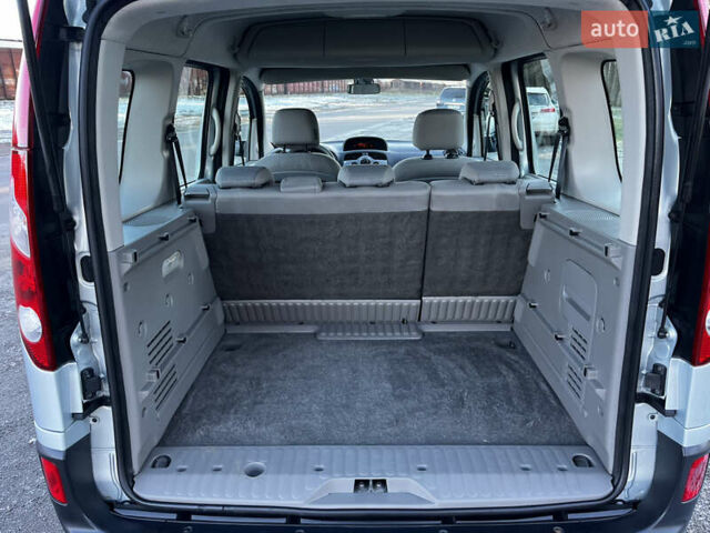 Синий Рено Кенгу, объемом двигателя 1.6 л и пробегом 187 тыс. км за 6900 $, фото 7 на Automoto.ua