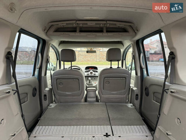 Синий Рено Кенгу, объемом двигателя 1.6 л и пробегом 124 тыс. км за 8200 $, фото 41 на Automoto.ua