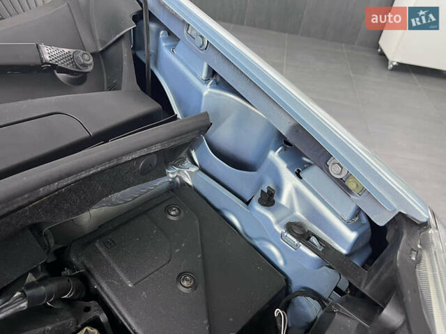 Синий Рено Кенгу, объемом двигателя 1.6 л и пробегом 160 тыс. км за 7500 $, фото 81 на Automoto.ua