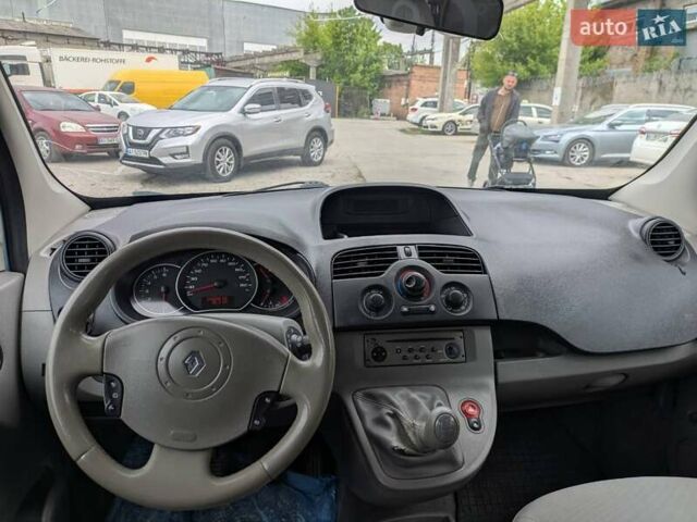 Синій Рено Кєнгу, об'ємом двигуна 1.6 л та пробігом 290 тис. км за 6400 $, фото 14 на Automoto.ua