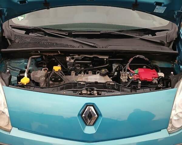 Синий Рено Кенгу, объемом двигателя 1.6 л и пробегом 220 тыс. км за 6850 $, фото 20 на Automoto.ua