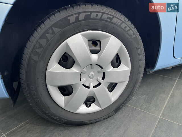 Синий Рено Кенгу, объемом двигателя 1.6 л и пробегом 160 тыс. км за 7500 $, фото 37 на Automoto.ua