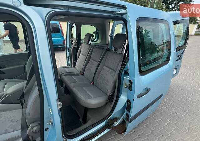 Синий Рено Кенгу, объемом двигателя 1.6 л и пробегом 229 тыс. км за 6300 $, фото 11 на Automoto.ua