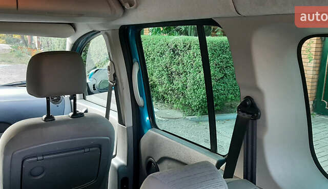 Синій Рено Кєнгу, об'ємом двигуна 1.6 л та пробігом 233 тис. км за 7999 $, фото 20 на Automoto.ua