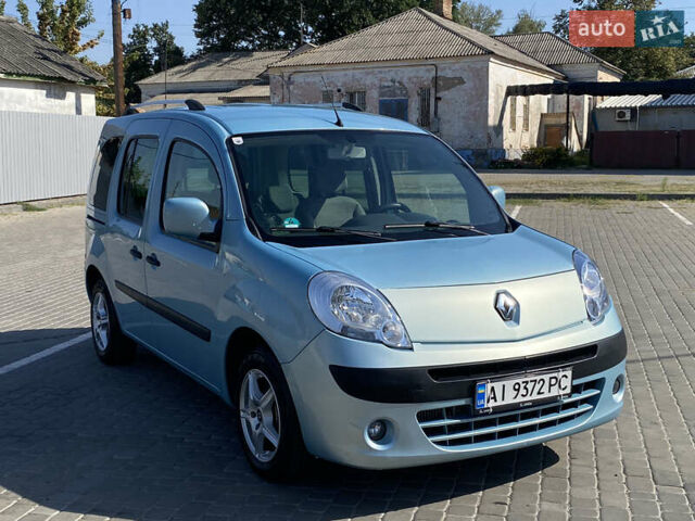 Синий Рено Кенгу, объемом двигателя 1.5 л и пробегом 246 тыс. км за 8100 $, фото 3 на Automoto.ua