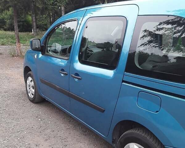 Рено Кєнгу 2009 у Хороле на Automoto.ua Синій Рено Кєнгу, об'ємом двигуна 1.6 л та пробігом 220 тис. км за 6900 $, фото 7 на Automoto.ua