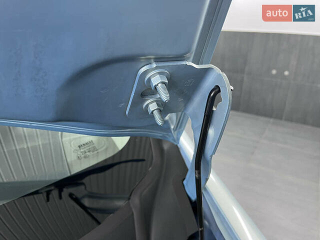 Синий Рено Кенгу, объемом двигателя 1.6 л и пробегом 160 тыс. км за 7500 $, фото 80 на Automoto.ua