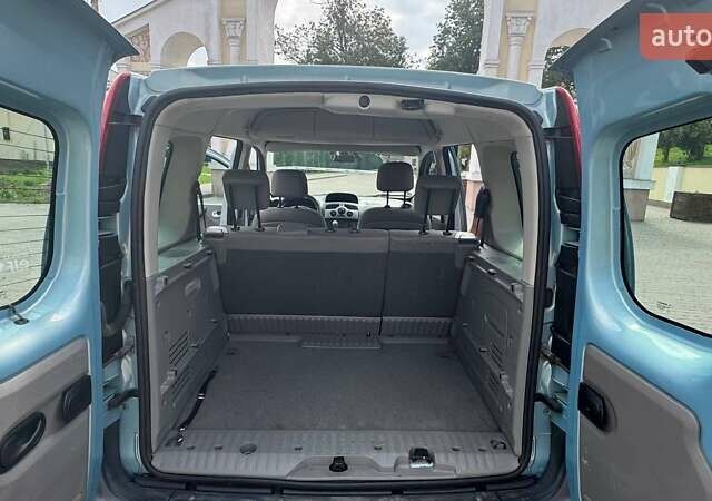 Синий Рено Кенгу, объемом двигателя 1.6 л и пробегом 229 тыс. км за 6300 $, фото 16 на Automoto.ua