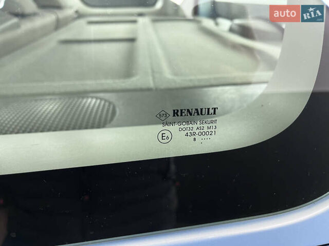Синий Рено Кенгу, объемом двигателя 1.6 л и пробегом 160 тыс. км за 7500 $, фото 90 на Automoto.ua