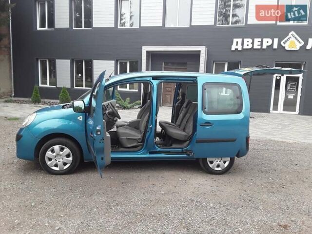 Рено Кєнгу 2009 у Хороле на Automoto.ua Синій Рено Кєнгу, об'ємом двигуна 1.6 л та пробігом 220 тис. км за 6900 $, фото 10 на Automoto.ua