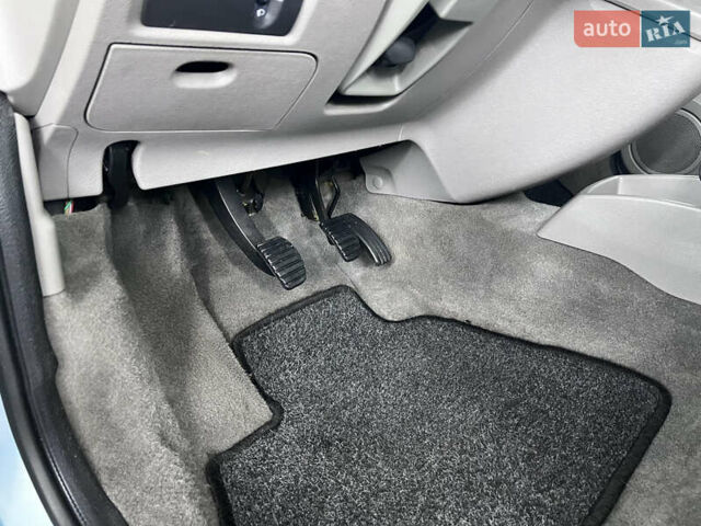 Синий Рено Кенгу, объемом двигателя 1.6 л и пробегом 160 тыс. км за 7500 $, фото 46 на Automoto.ua