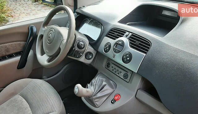 Синій Рено Кєнгу, об'ємом двигуна 1.6 л та пробігом 233 тис. км за 7999 $, фото 28 на Automoto.ua