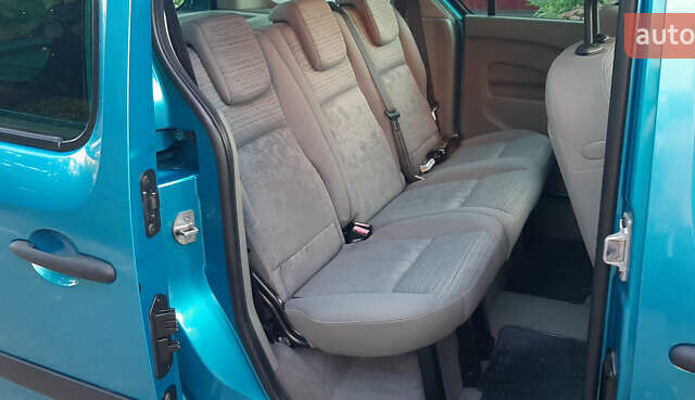 Синій Рено Кєнгу, об'ємом двигуна 1.6 л та пробігом 233 тис. км за 7999 $, фото 23 на Automoto.ua