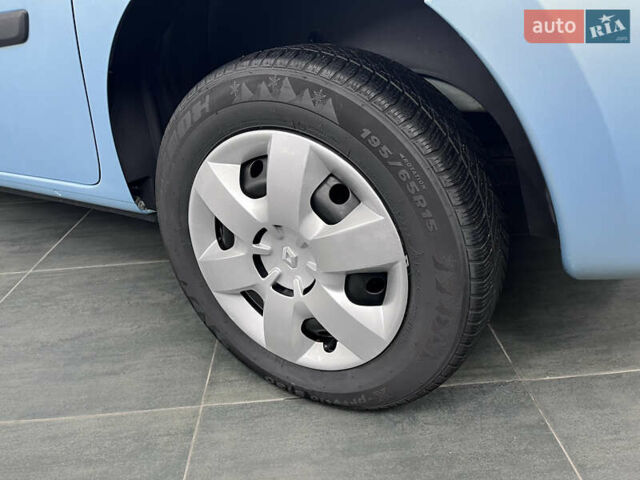 Синий Рено Кенгу, объемом двигателя 1.6 л и пробегом 160 тыс. км за 7500 $, фото 39 на Automoto.ua