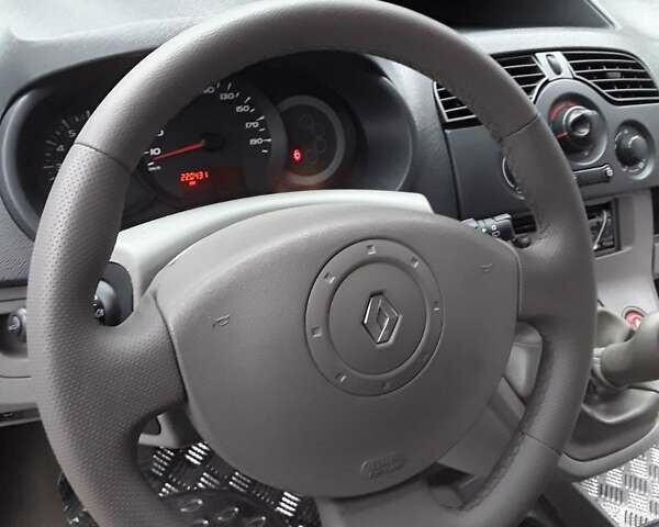 Рено Кєнгу 2009 у Хороле на Automoto.ua Синій Рено Кєнгу, об'ємом двигуна 1.6 л та пробігом 220 тис. км за 6900 $, фото 11 на Automoto.ua