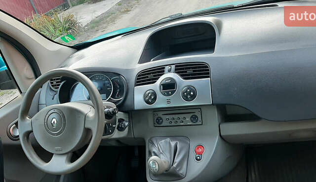 Синий Рено Кенгу, объемом двигателя 1.6 л и пробегом 233 тыс. км за 7750 $, фото 44 на Automoto.ua