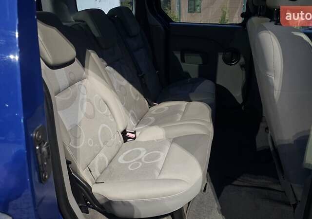 Синій Рено Кєнгу, об'ємом двигуна 1.5 л та пробігом 246 тис. км за 6350 $, фото 29 на Automoto.ua