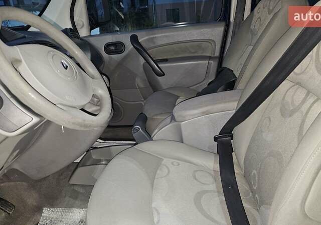 Синій Рено Кєнгу, об'ємом двигуна 1.5 л та пробігом 246 тис. км за 6350 $, фото 35 на Automoto.ua