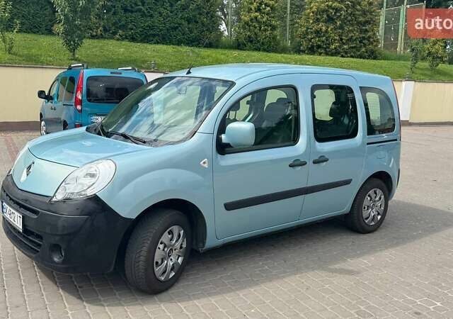Синий Рено Кенгу, объемом двигателя 1.6 л и пробегом 229 тыс. км за 6300 $, фото 6 на Automoto.ua