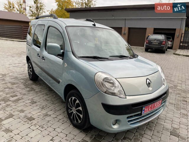 Синий Рено Кенгу, объемом двигателя 1.5 л и пробегом 230 тыс. км за 7800 $, фото 4 на Automoto.ua