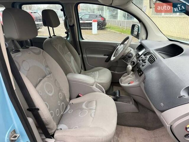 Синий Рено Кенгу, объемом двигателя 1.6 л и пробегом 183 тыс. км за 7550 $, фото 9 на Automoto.ua