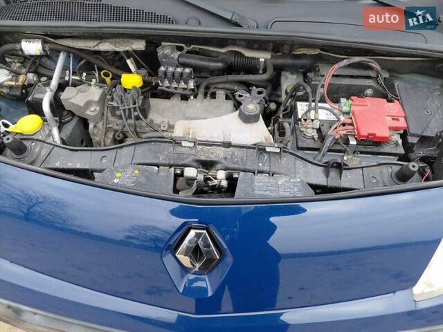 Синий Рено Кенгу, объемом двигателя 1.6 л и пробегом 199 тыс. км за 7900 $, фото 11 на Automoto.ua