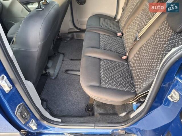 Синий Рено Кенгу, объемом двигателя 1.6 л и пробегом 182 тыс. км за 7750 $, фото 62 на Automoto.ua