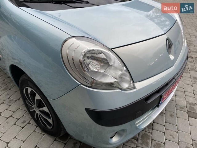 Синий Рено Кенгу, объемом двигателя 1.5 л и пробегом 230 тыс. км за 7800 $, фото 10 на Automoto.ua