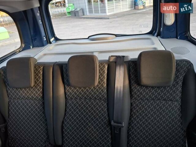 Синий Рено Кенгу, объемом двигателя 1.6 л и пробегом 182 тыс. км за 7750 $, фото 67 на Automoto.ua