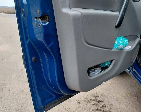 Синий Рено Кенгу, объемом двигателя 1.6 л и пробегом 199 тыс. км за 7900 $, фото 7 на Automoto.ua