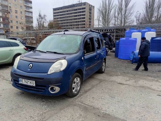 Синий Рено Кенгу, объемом двигателя 1.6 л и пробегом 240 тыс. км за 2900 $, фото 1 на Automoto.ua